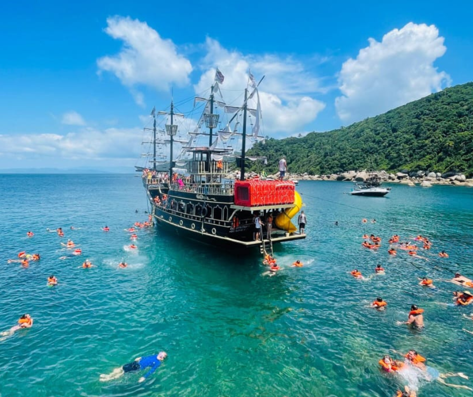 Barco Pirata Bombinhas